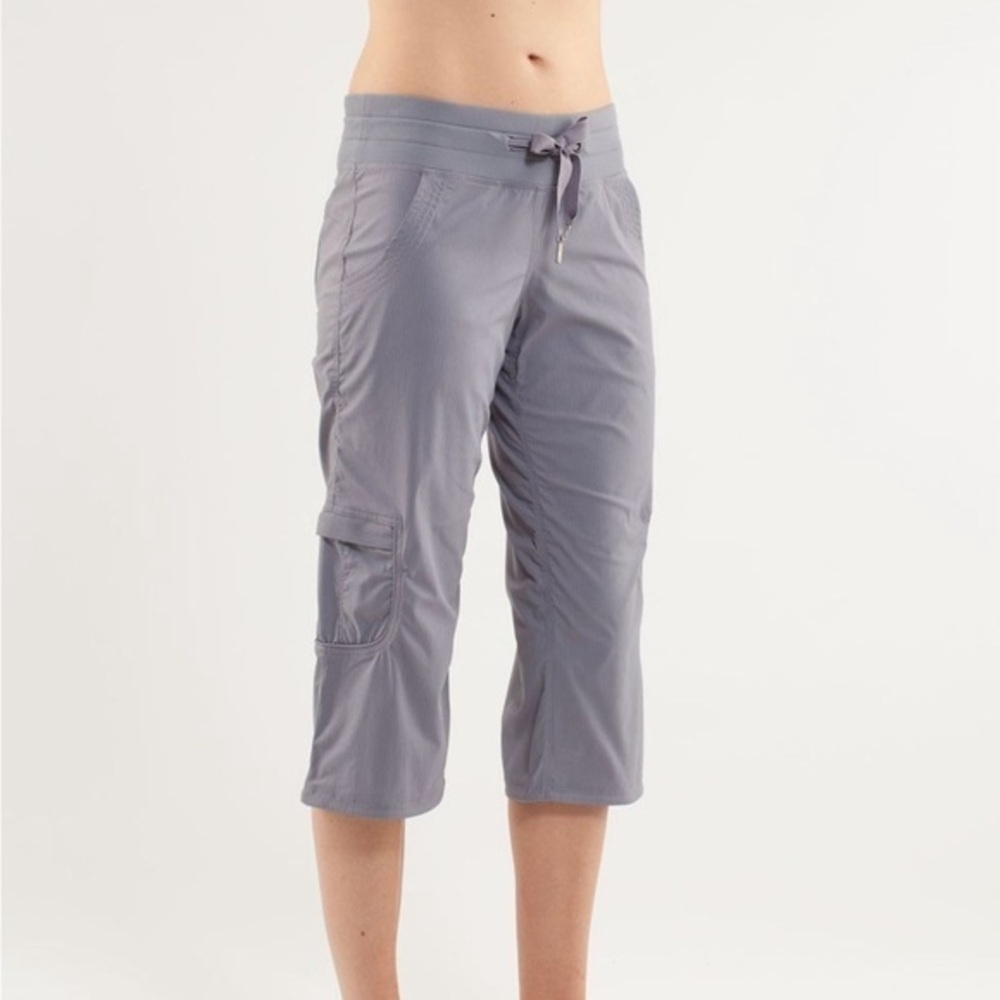 Lululemon Yoga Camp Crop
Fossil
